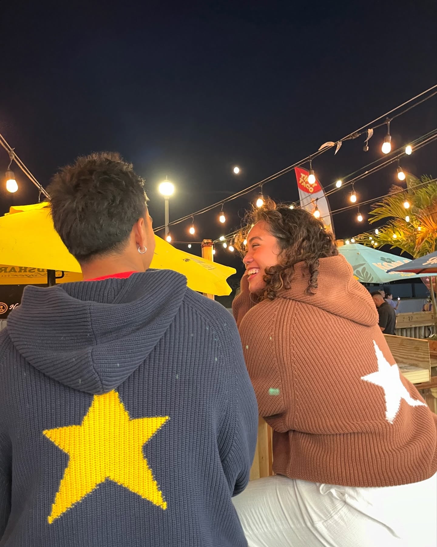 UNISEX KNIT HOODIE