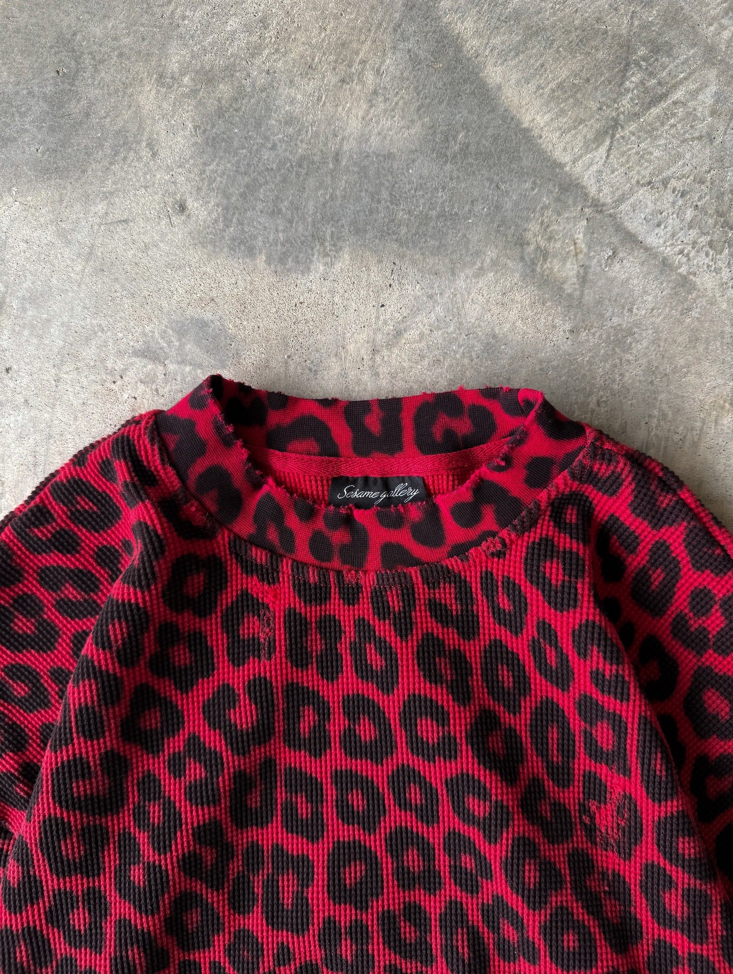 Unisex “signature” thermal in red cheetah