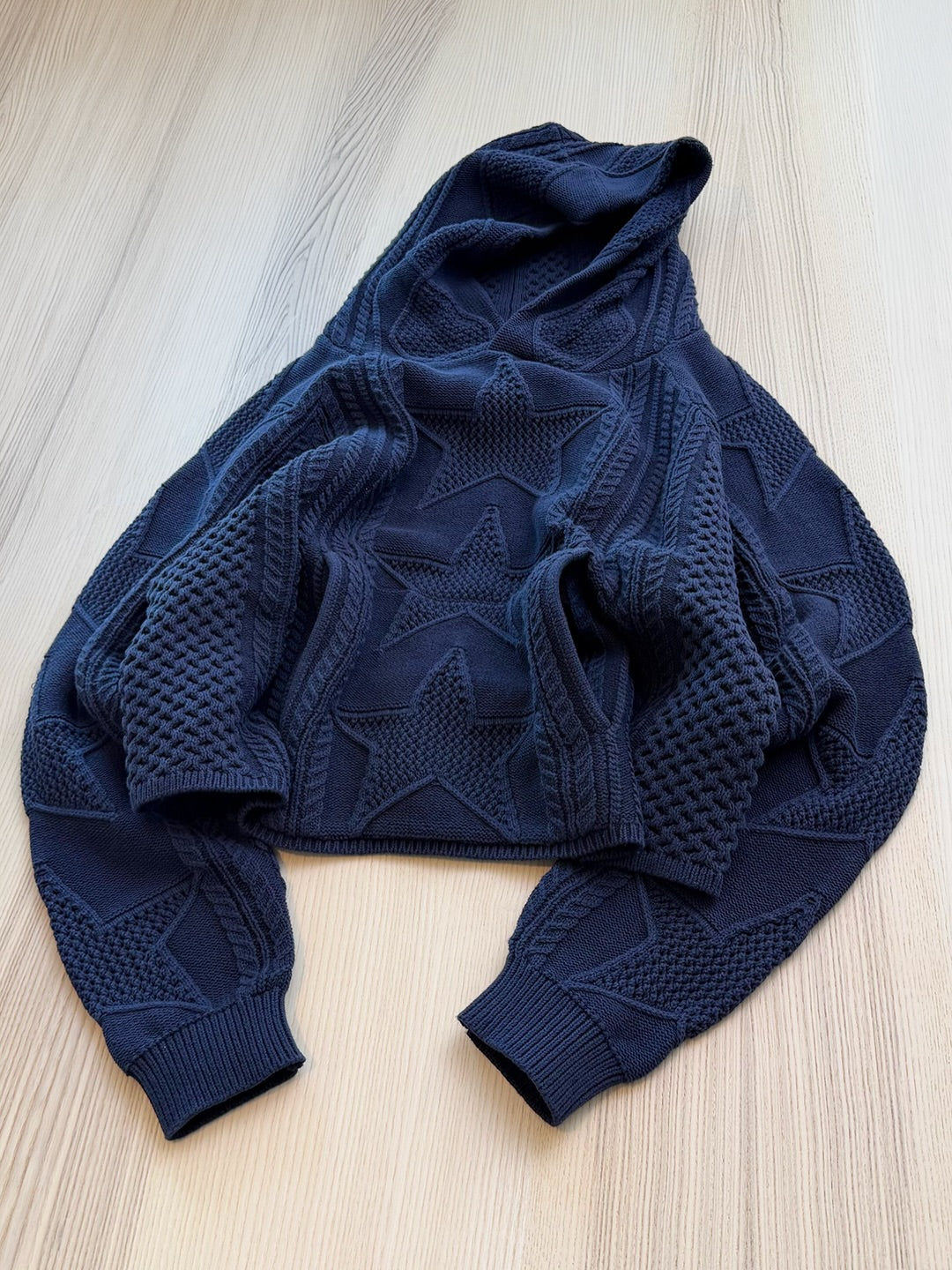 UNISEX KNIT HOODIE